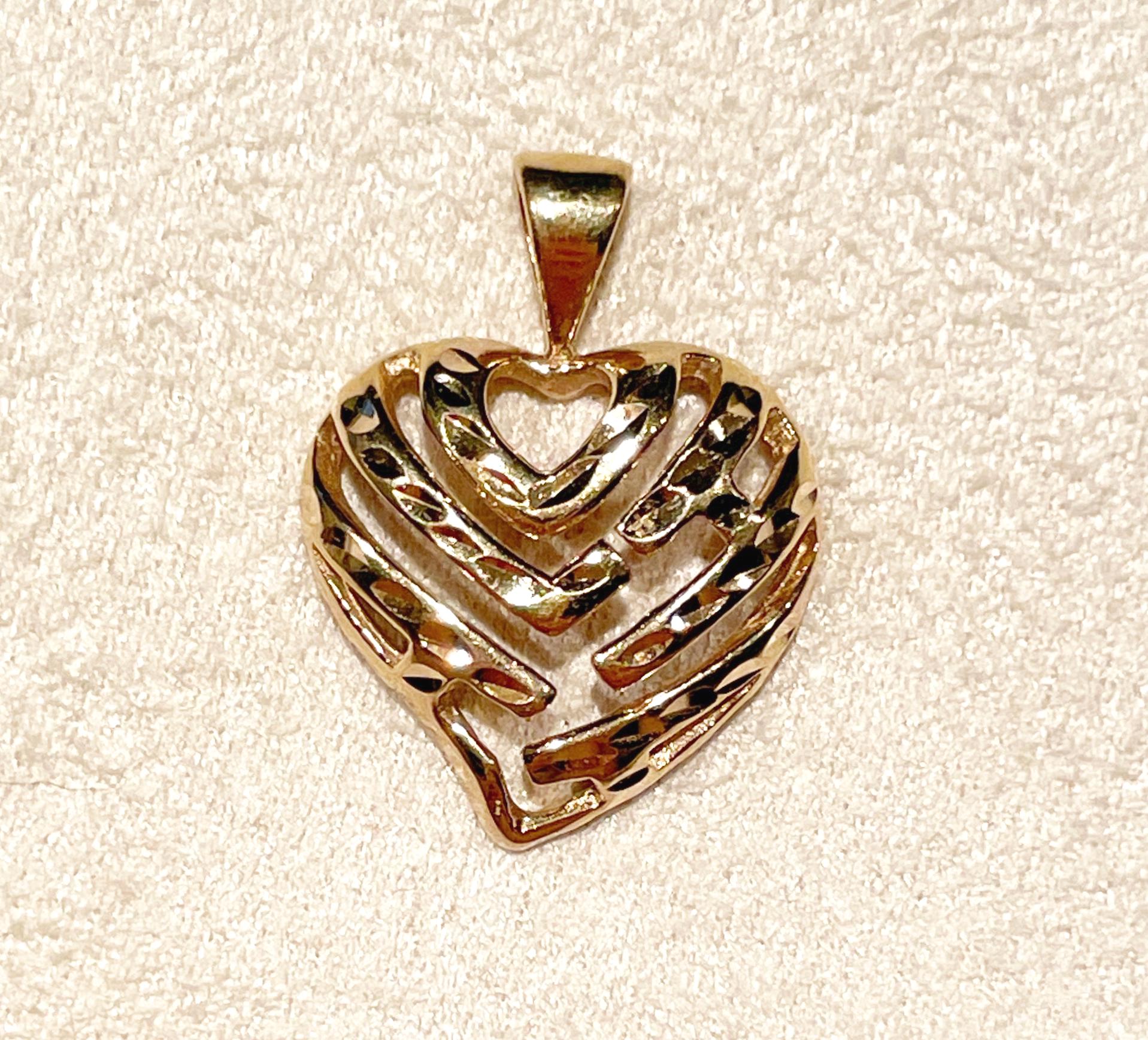 14k Yellow Gold Maui Divers Aloha Heart Pendant - Etsy Israel