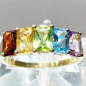 Rainbow Gemstone Garnet Citrine Peridot Topaz Amethyst 14k Yellow Gold Ring