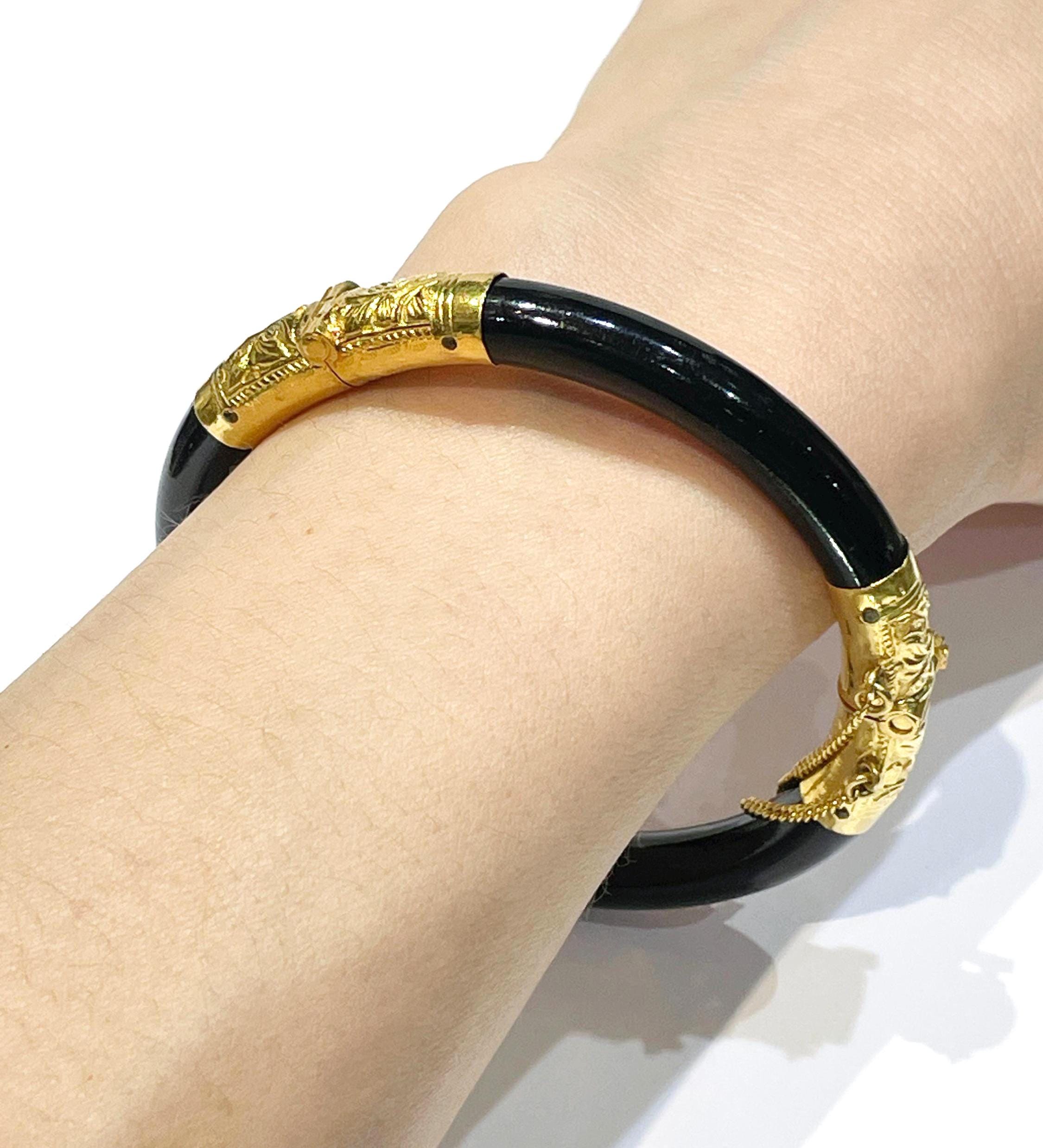 Vintage 24k Yellow Gold Black Coral Hinged Bracelet 6.25