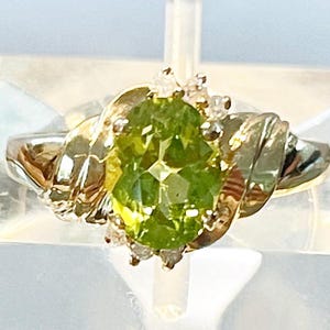 Genuine Natural Oval Peridot and Diamond 14k Yellow Gold Ring Size 6.25