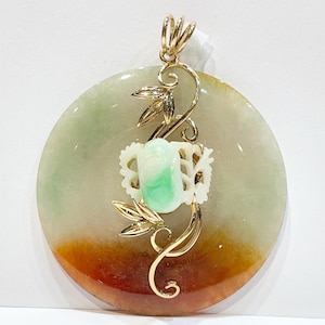 Colgante de oro amarillo de 14 k con forma de donut de jade tallado en varios colores
