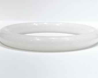 57mm 半透明ホワイトネフライト 中国産翡翠バングル 天然認定 7900