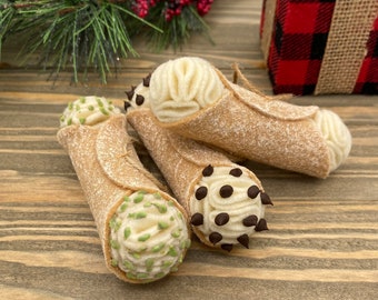 Felt Cannoli Ornament, Cannoli Christmas, Italian Pastry Dessert, Unique Food Ornament, Handmade, Buon Natale, Pistachio, Chocolate Chip