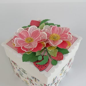 Surprise gift box