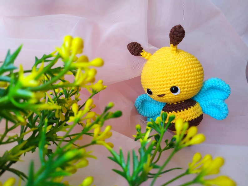 stuffed honey bee