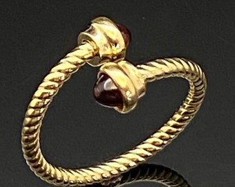 Solid 14K Yellow Gold 0.50ctw Round Cut Red Garnet Bypass Cable Cocktail Ring 7
