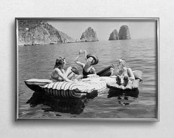 Impression photo vintage : femmes mangeant des pâtes sur un lac