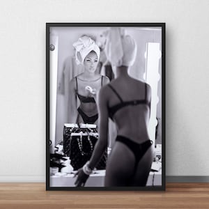 Naomi Campbell Black & White Photo Print: Modern Wall Art (Digital Download)