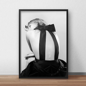 Kate Moss Fashion Print: Black and White Wall Art (Digital Download)