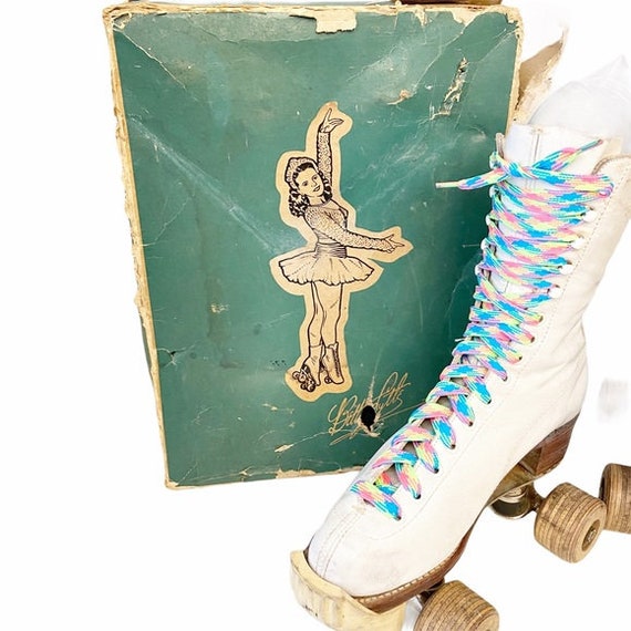 Vintage 1940’s Betty Lytle roller skates w/box