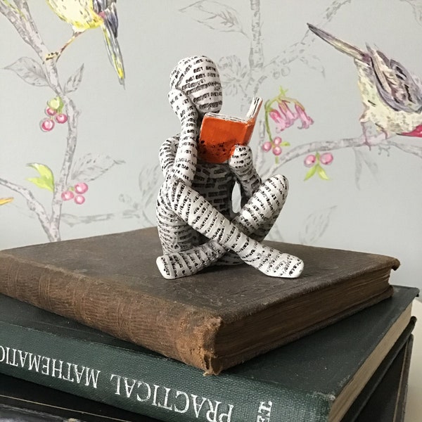 READING ORNAMENT- New - Woman Figurine - Book People- Reading Women- Book Shelf Ornaments - Book Worm - Boxed - Gift