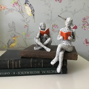 2 x READING ORNAMENTS New Two Woman Figurines Book People Reading Women Shelf Ornament Shelf Sitter Book Worm Boxed Gift image 4
