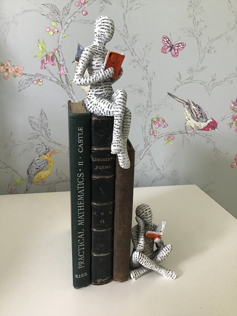 2 x READING ORNAMENTS New Two Woman Figurines Book People Reading Women Shelf Ornament Shelf Sitter Book Worm Boxed Gift image 6