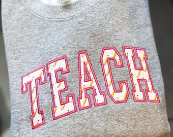 teacher bow sweatshirt, teach sweater, teacher appliqué, teacher gift, bow sweater