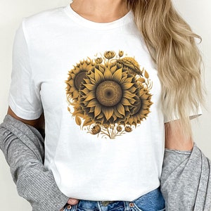 Sunflower Shirt, Botanical Shirt, Floral Shirt, Women&#39;s T-Shirt, Comfort Colors, Gift For Her, Flower T-Shirt, Gift For Women, Graphic Tee