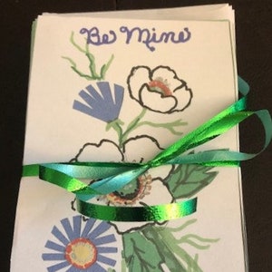 Be Mine White and Purple Flower Card Set de 10 par Cherie