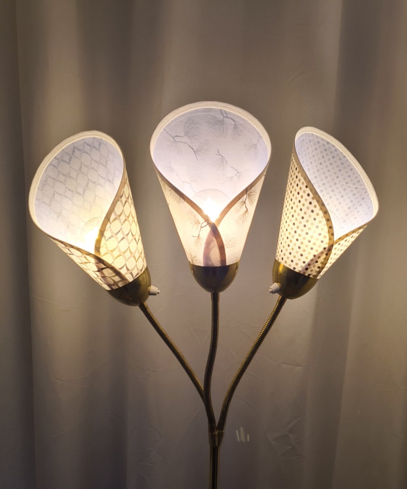 3 neue hochwertige Lampenschirme für original 50er Jahre Tütenlampen Gütermann Ring a Rose gemustert beige/creme Bild 7