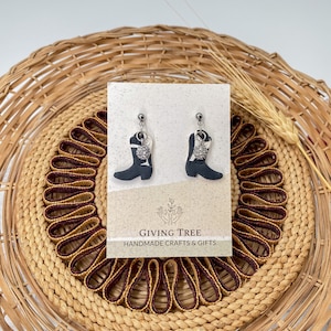 Ton Ohrringe, Kuhfell schwarze Cowgirl Stiefel, Blumen Stiefel, Rodeo Ohrringe, Pferd Mädchen Geschenk, handgemachte Ohrringe