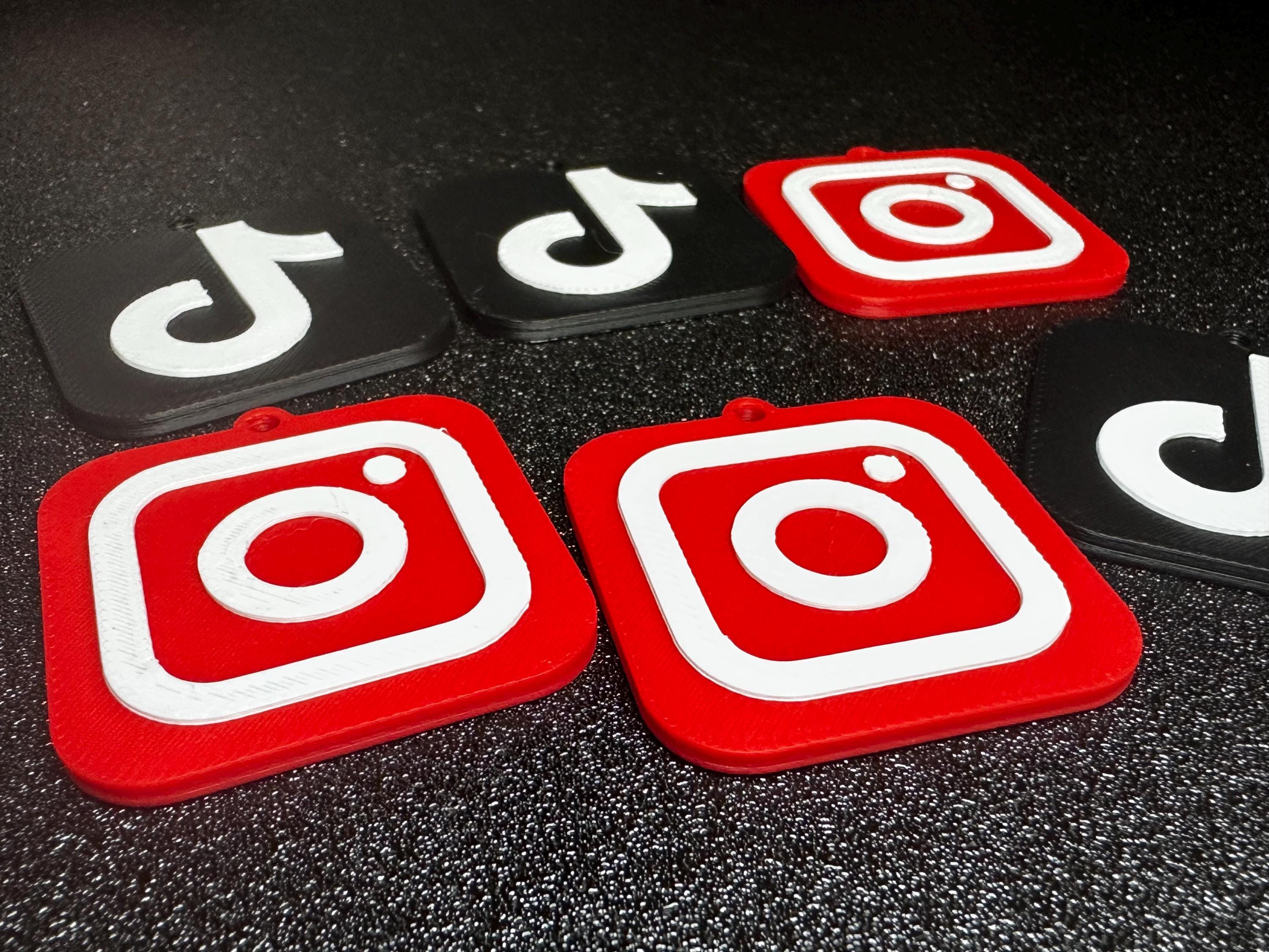 NFC Social Keychain – 3D Printed & Fully Customizable!