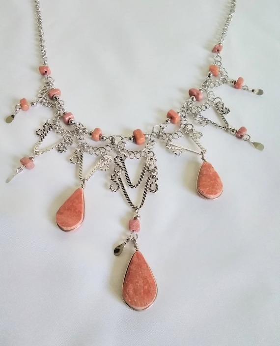 Sandstone necklace deals