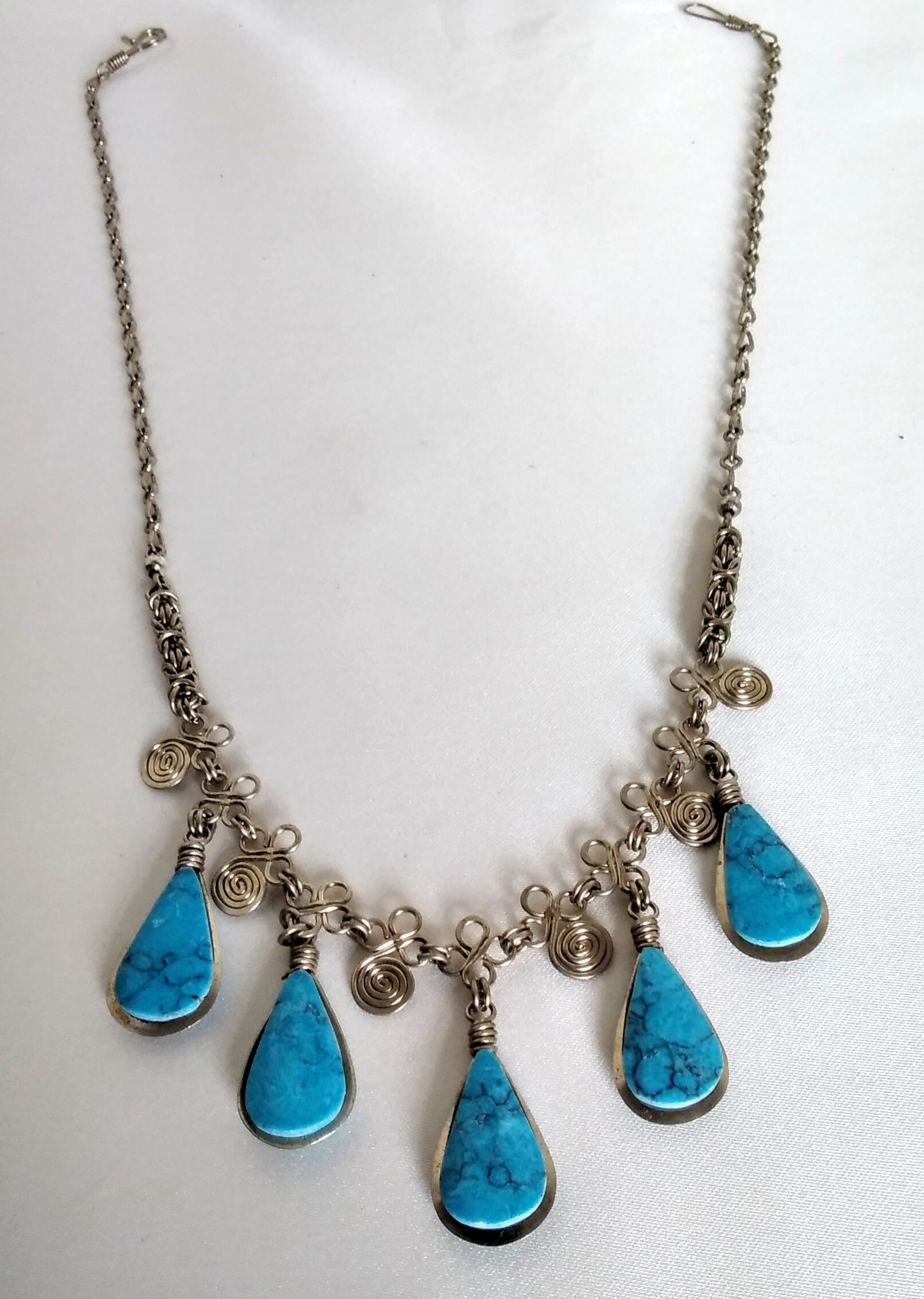Turquoise and Metal Wire Necklace - Etsy