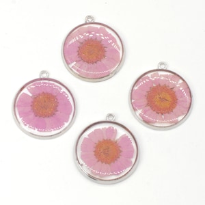 9PCS Silver Tone Real Dried Daisy Flower Resin Round Charm Pendant, Purple -12