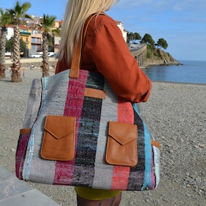 Tote bag made of leather and old HAIK Berber cover/ XXL handbag 50x36x15 cm/ weekend bag, beach, city/ unique piece