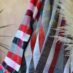 Authentic old Berber blanket 180x280 cm/ HAIK TAPIS VINTAGE 170/ hand-woven Moroccan blanket/ unique/ boho/ old fabric