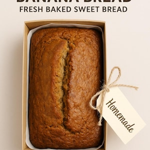 Frisch gebackenes Bananenbrot - Hausgemachtes feuchtes süßes Brot - Frühstück oder Geschenk