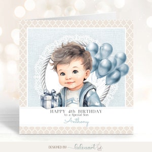 Biglietto personalizzato Buon 4° compleanno a un figlio speciale, biglietto per bambini cartone animato con ragazzo e palloncini, biglietto piegato unico per nipote nipote