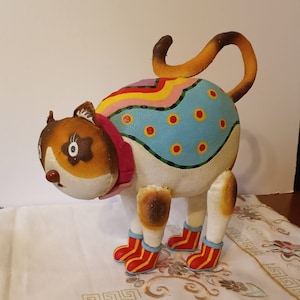 Vintage Handmade Folk Art Cat Sculpture: Handpainted Canvas Muslin Mache, 11&quot;