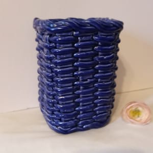 イタリア製　陶器製バスケット Ceramiche Castellan Amazon.co.jp: イタリア製 陶器 バスケット ローズ かご