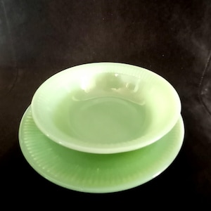 Vtg Midcentury Fire King Jadeite Tempered Glass Green Bowl & Saucer Underplate, USA, 1940s - 60s, Rare Green Milk Glass, Farmhouse Kitchen