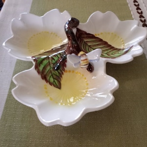 Vintage Lefton Bee Line Condiment Bowl: Mid-Century Hand-Painted Floral Caddy