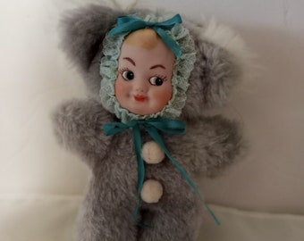 Vintage Wende-Plüschpuppe: Gummi-Gesicht Mädchen & Koala-Bär, 1950er-60er Jahre
