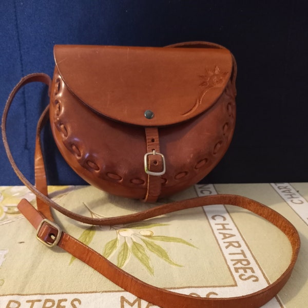 Vtg Hand Tooled Cowhide Leather Shoulderbag, Crossbody Bag, Purse, Tooled Flower on Upper Corner, Buckle Closure, Laced Sides, 1960s