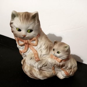 Vtg Midcentury Handpainted Bisque Porcelain Ceramic Mother Cat and Baby Kitten Kitschy Anthropomorphic Figurine, Japan? 1960s