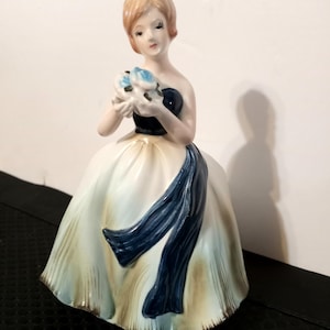 Vtg Midcentury Handpainted Porcelain Napcoware Lady with Blue Roses & 22K Gold Accents, Planter, Vase, #6362, Japan 1950s