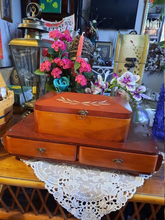 Red cedar dresser deals