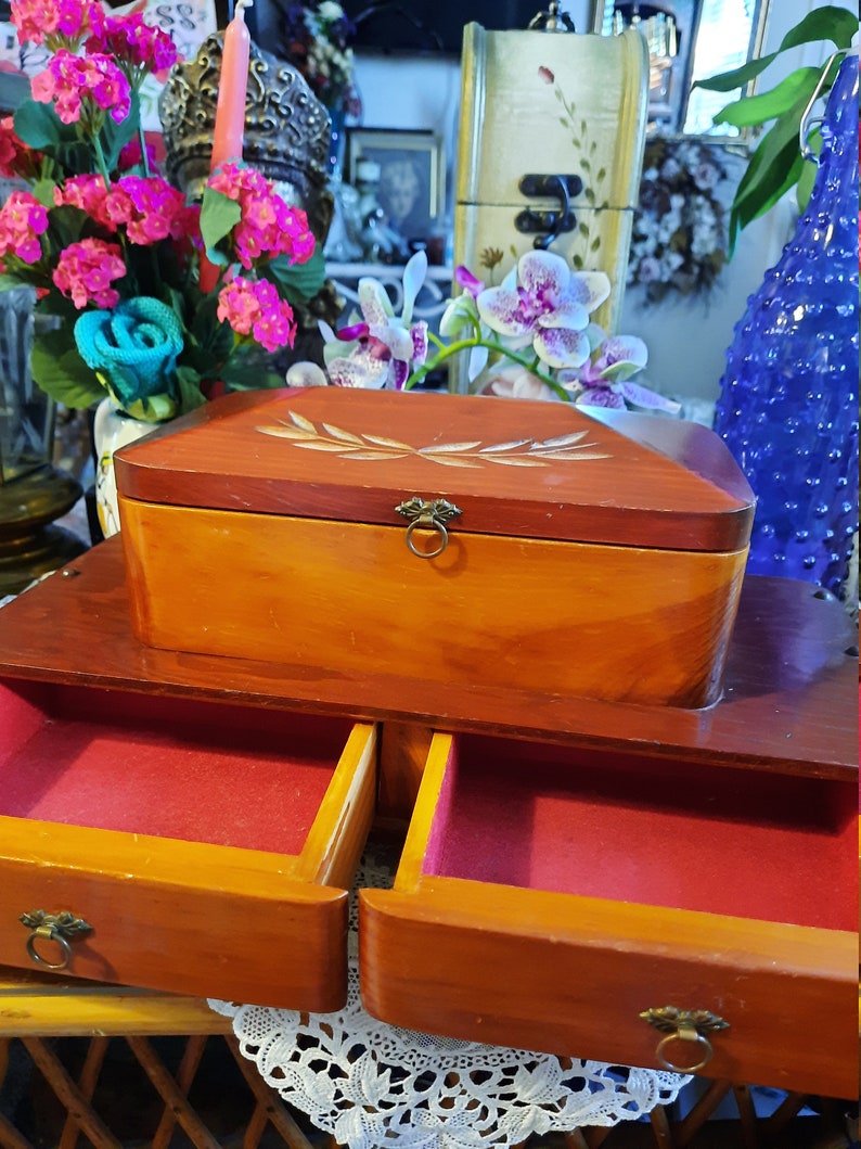 Antique Cedar DresserTop Box with Decorative Laurel Design Etsy