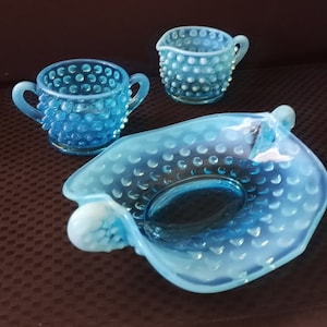 Vtg Fenton Blue Opalescent Hobnail Small Creamer, Open Sugar and Serving Plate. 1950s