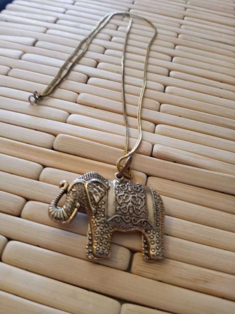 Thai Elephant Pendant Necklace, Goldfill & Goldtone Filigree Style Detail, Long 27 Goldfill Chain, Artisan Made in Thailand, 1980s Chain, image 7