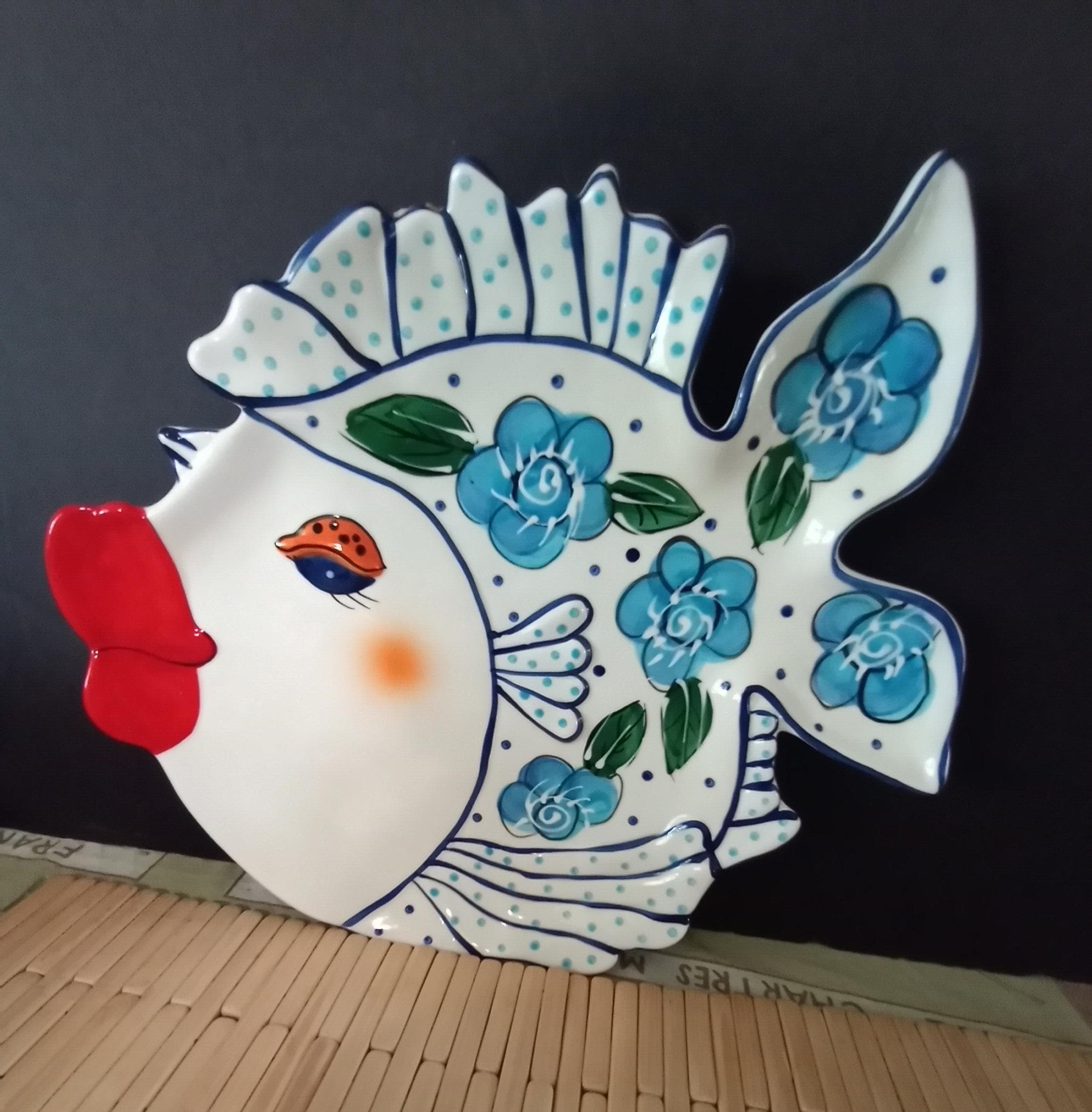 Vtg Stoneware Ceramic Diane Artware Kissy Lips Fish Plate, Wall Hanging Art Decorative Plate, 12.3" long,  US Virgin Islands, 1980s
