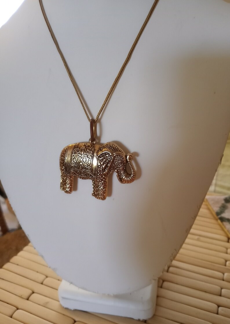 Thai Elephant Pendant Necklace, Goldfill & Goldtone Filigree Style Detail, Long 27 Goldfill Chain, Artisan Made in Thailand, 1980s Chain, image 3