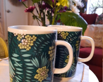 Two Vintage Holt Howard Retro Glazed Ceramic Cups, Coffee Mugs or Teacups, with Rare Tropical Design, Lead-free, made in Japan, 1960s-1970s