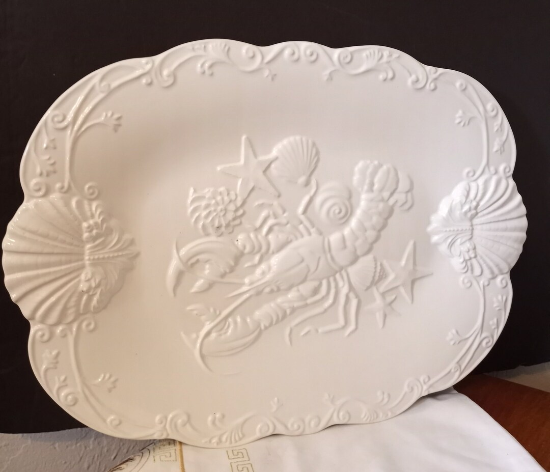 Vtg White Majolica Ceramic Embossed Lobster Design Platter, Serving