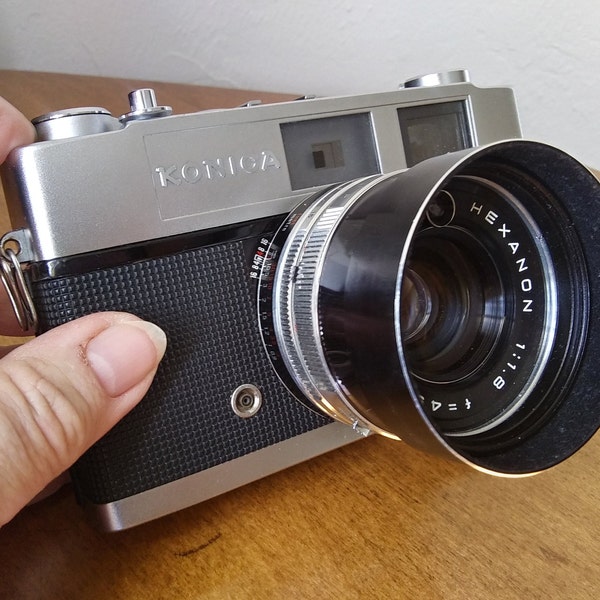 Konica Auto S2 Vintage 35 mm Camera 1975