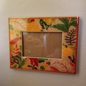 Vtg Dolce Mia of Berkeley California, Tropical Print Picture Frame for Tommy Bahama, Glass Cover, Tropical Decor. Jungalow Style, 1990s
