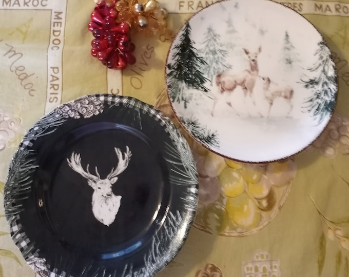 Set of 2 Robert Stanley Home Collection Deer Christmas Serving Plates