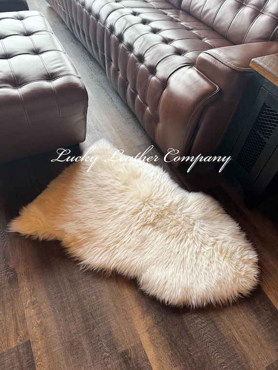 100% Genuine New Zealand Sheep Skin Rug, Natural Creamy White, Ships from Idaho!